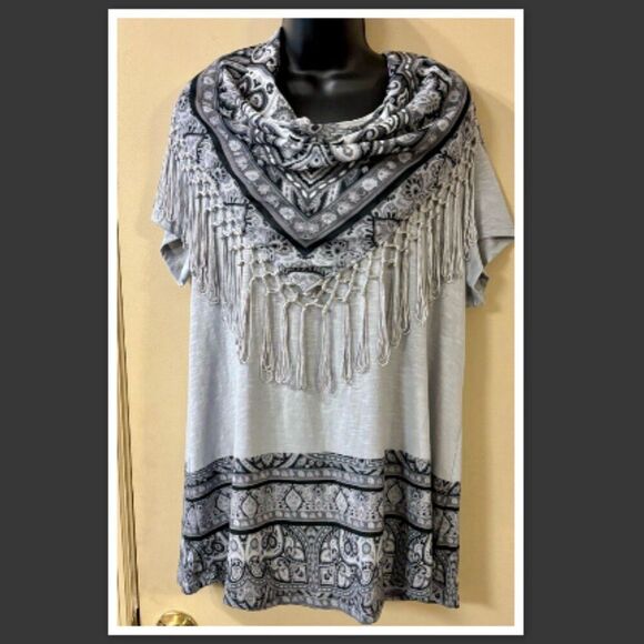 One World Women's Short Sleeve Tee with Fringe Scarf - Picture 1 of 2